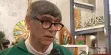 Proiettile consegnato mentre celebra la messa, don Patriciello: "Servono più forze dell'ordine"