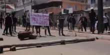 Madagascar, protesta e violenza: giovani in marcia contro il governo, la repressione della polizia