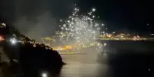 La mezzanotte di Amalfi &egrave; come una giornata di sole: spettacolo pirotecnico di Capodanno