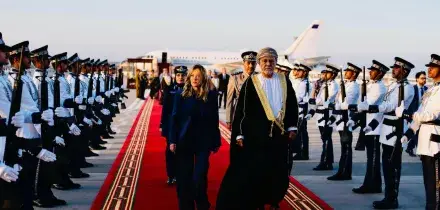 Meloni in Oman, poi Giappone e Corea del Sud. Intesa Italia-Giappone su meccatronica e idraulica