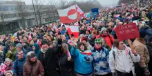 Groenlandia: a Nuuk manifestano in decine di migliaia