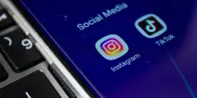 Da Instagram notifiche ai genitori se adolescenti cercano contenuti su suicidio o autolesionismo