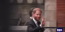 Harry a Londra per il processo contro il Daily Mail. Tanti i VIP che accusano il giornale