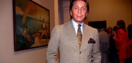 Addio allo stilista Valentino, l'icona della moda italiana muore a 93 anni