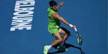 Australian Open, Alcaraz trafigge Paul in tre set e vola ai quarti