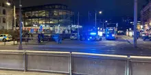 Paura all'Universit&agrave; di G&ouml;teborg: forti esplosioni e spari, massiccia operazione di polizia in corso