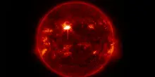 Il Sole ha emesso 4 forti brillamenti: possibile tempesta geomagnetica in arrivo