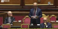 Piantedosi al Senato sugli scontri di Torino: "I delinquenti non agiscono per conto del Governo"
