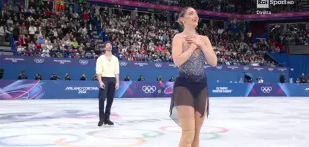 Milano Cortina, pattinaggio: Conti e Macii volano sul ghiaccio sulle note di Caruso - VIDEO