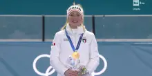 Milano Cortina 2026. L'oro bis di Lollobrigida: la premiazione e l'inno - VIDEO