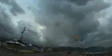 Maltempo nel messinese, il time-lapse: massa di nuvole in transito sulla costa