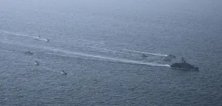 Iran, a Ginevra nuovo round di negoziati sul nucleare. Trump: "Accordo o subiranno conseguenze"