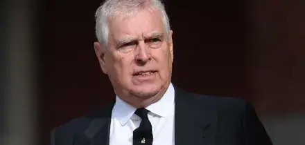 Caso Epstein, arrestato l'ex principe Andrea. Il fratello di re Carlo &egrave; accusato di abuso d'ufficio