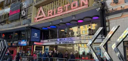 Sanremo 2026, la scaletta della quarta serata del Festival: le cover