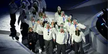 Milano Cortina 2026. Cerimonia di chiusura, il Team Italia entra sulle note di Raffaella Carr&agrave;