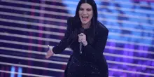 Sanremo. Sul palco dell'Ariston si continua a 'brillare': i look della seconda serata