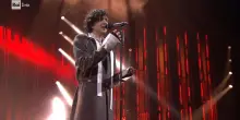 Ermal Meta canta "Stella Stellina"