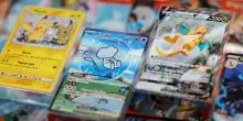Carte Pok&eacute;mon da record, pensionato inglese le vende all'asta e diventa milionario
