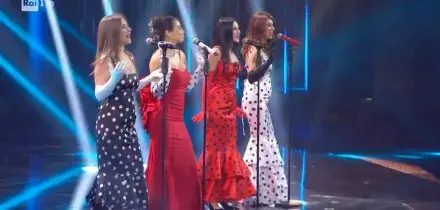 Sanremo 2026, quarta serata: Elettra Lamborghini e Las Ketchup fanno ballare l'Ariston con "Aserej&eacute;"