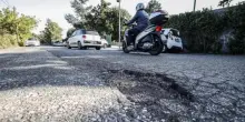 Corruzione in appalti per la manutenzione delle strade a Roma, chiesto processo per "Mister Asfalto"