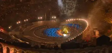 Paralimpiadi Invernali 2026: l'accensione dei bracieri a Milano e a Cortina