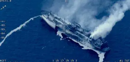 Metaniera russa alla deriva a 26 miglia da Linosa, si teme il disastro ecologico