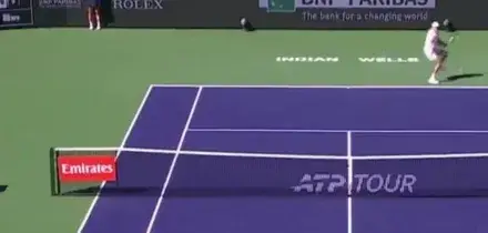 Sinner &egrave; ancora maestro del cemento, l'istante della vittoria con Zverev: video