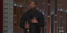 Michael B. Jordan agli Oscar: &ldquo;Sono qui grazie ai giganti che mi hanno preceduto&rdquo;