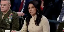 Tulsi Gabbard annuncia le dimissioni da direttrice dell'Intelligence nazionale