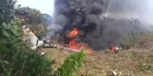 Nel video, i resti del C-130 precipitato in Colombia con oltre 100 soldati a bordo