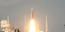 Partito il razzo con la navetta degli astronauti di Artemis II