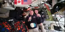 Artemis II, l'astronauta Jeremy Hansen in collegamento con i media canadesi: "Sono tornato bambino"