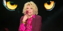 Belve, Amanda Lear: la verit&agrave; sull'incontro con il Presidente Mitterrand