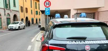 Rissa in strada a coltellate nel Varesotto, un morto e due feriti