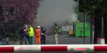 Milano, incendio alla ricicleria Amsa di via Olgettina