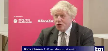 Boris Johnson sulla guerra all'Iran: "Europa non dovrebbe dire 'questa non &egrave; la nostra guerra'"