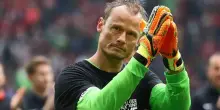 Calcio, addio ad Alex Manninger: il "portiere gentiluomo" travolto da un treno a Salisburgo