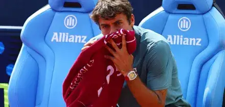 Cobolli batte Zverev, conquista la finale di Monaco e scoppia in lacrime