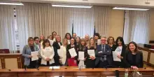 Commissione femminicidio, la proposta: "Sia reato generare contenuti sessuali con l'IA"