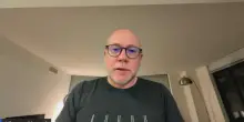 Uomo spara alla cena di Trump con i giornalisti: &ldquo;Attimi di paura, chi piangeva, chi incredulo...&rdquo;