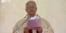 Il Papa: "Quando la vita si chiude, non c'&egrave; spazio per gli altri e non si ascolta la voce di Dio"