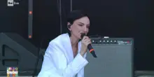 Concertone, Arisa canta "Futura" di Lucio Dalla