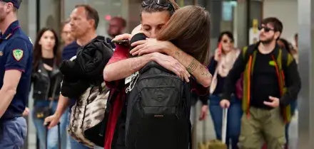 Global Sumud Flotilla, rientrato a Roma La Piccirella: "Thiago e Saif sono ostaggi, vanno liberati"