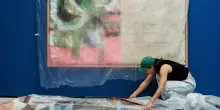 Venezia, la Biennale d'Arte apre tra le polemiche. Ue invia seconda lettera: "No vetrina per Russia"