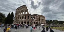 Controlli al Colosseo, 10 arresti e 9 denunce. Meloni: &ldquo;Grazie alle Forze dell'ordine"