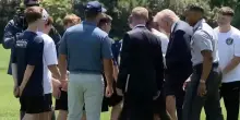 Lezioni di "Trump Dance" sul prato della Casa Bianca