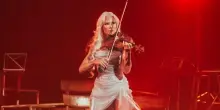 Eurovision cambia le regole: dopo il "caso" Lucio Corsi l'artista finlandese suoner&agrave; il violino live