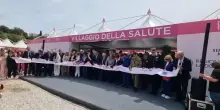 Taglio del nastro della "Race for the Cure" 2026