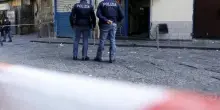 Napoli, 14enne accoltellato per uno sguardo: &egrave; in gravi condizioni