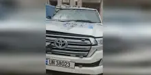 Droni russi hanno colpito veicoli dell'Onu a Kherson - Video